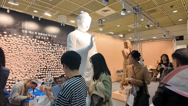 Các gian hàng tại hội nghị Phật giáo ở Nam Hàn 