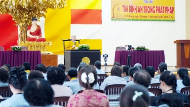 Khóa tu Ngày an lạc tại chùa Phổ Quang với chủ đề: "Tìm bình an trong Phật pháp"