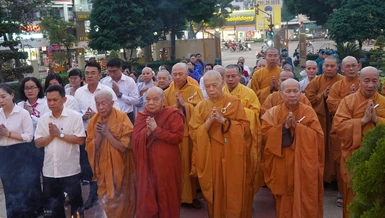 Tưởng niệm tri ân đến các anh hùng liệt sĩ đã hy sinh vì sự nghiệp giải phóng dân tộc, xây dựng và bảo vệ Tổ quốc