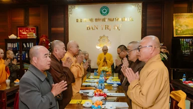 Niệm Phật cầu gia hộ