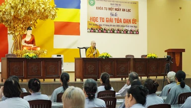 Ngày an lạc với chủ đề: "Học tu giải tỏa oan ức"