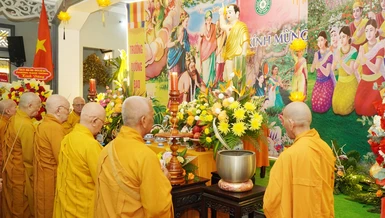 Tăng Ni các phường trang nghiêm Đại lễ Phật đản Phật lịch 2570