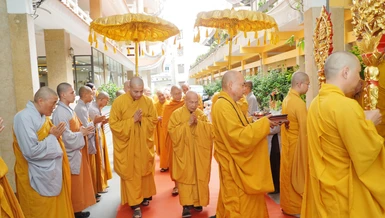 Cung thỉnh chư tôn giáo phẩm quang lâm chứng minh Lễ tác pháp an cư tại chùa Vĩnh Nghiêm