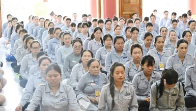 Hơn 200 huynh trưởng và đoàn sinh Gia đình Phật tử tu Bát quan trai tại chùa Xuân Vân