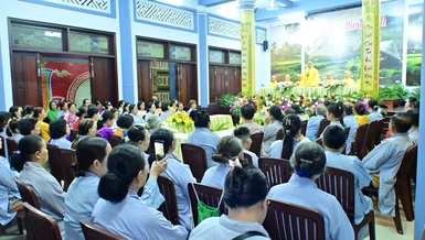 Buổi mạn đàm về hình ảnh mẹ qua pháp ngữ kinh Vu lan 