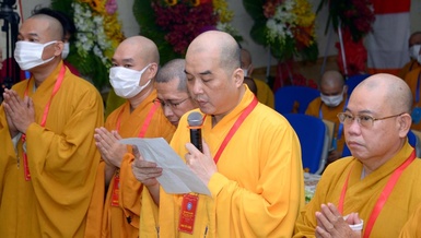 Thượng tọa Thích Truyền Cường phát biểu nhận nhiệm vụ tại đại hội