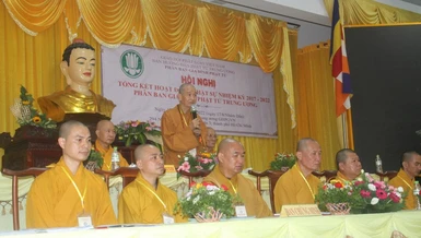 Hòa thượng Thích Thanh Hùng ban đạo từ hội nghị