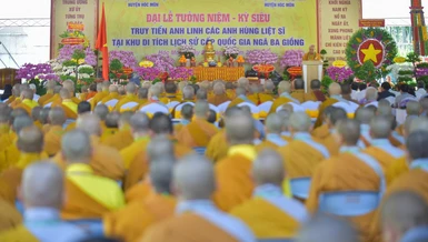 Quang cảnh Lễ tưởng niệm các anh hùng, liệt sĩ tại Khu Di tích lịch sử cấp Quốc gia Ngã Ba Giồng (H.Hóc Môn), ngày 27-8 trang nghiêm và trọng thể - Ảnh: Quảng Đạo/BGN