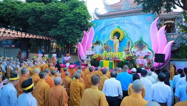 Đại lễ Phật đản Phật lịch 2569 do Ban Trị sự GHPGVN Q.Phú Nhuận tổ chức tại Quan Âm tu viện