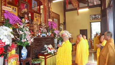 Lễ tưởng niệm Đại lão Hòa thượng Thích Tịnh Khiết (1890-1973) tại thiền viện Vạn Hạnh, ngày 10-3 - Ảnh: Nguyên Tài/BGN