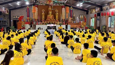 Thời khóa tụng kinh trong khóa tu mùa hè năm 2026 tại chùa Tằng Lương