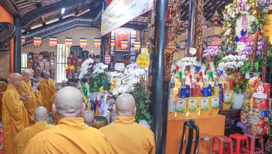 Lễ tưởng niệm húy nhật lần thứ 28 Hòa thượng Thích Huệ Sanh tại tổ đình Giác Lâm (phường Bảy Hiền, TP.HCM) - Ảnh: Nguyên Tài/BGN