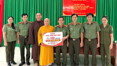 Chùa Thái Sơn tri ân gia đình liệt sĩ Công an Nhân dân nhân kỷ niệm 79 năm Ngày Thương binh - Liệt sĩ
