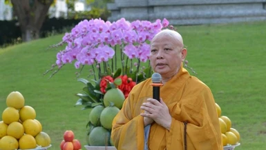 [TRỰC TUYẾN] Hoà thượng Thích Lệ Trang hướng dẫn nghi thức lễ Ngũ bách danh (phần 2)