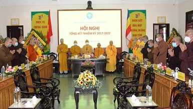 Chư tôn đức tham dự hội nghị niệm Phật cầu gia bị