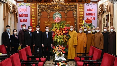 Phái đoàn Thành ủy, Hội đồng nhân dân, UBND, Ủy ban MTTQVN TP.Hà Nội chúc mừng GHPGVN nhân dịp Tết Nguyên đán 2022 