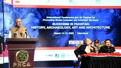 Tổng thống Pakistan Arif Alvi phát biểu trong một hội nghị về Phật giáo diễn ra vào tháng 3-2022