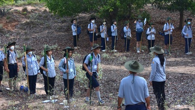 Các trại sinh tham gia trò chơi lớn