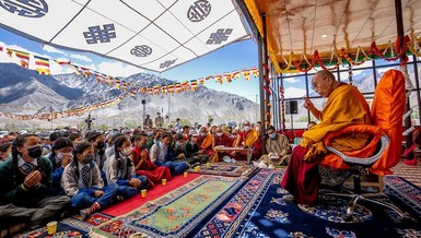 Đức Dalai Lama thuyết giảng cho thanh thiếu niên tại Zanskar, Ladakh