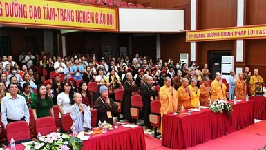 Niệm Phật cầu gia hộ