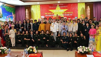 Giao lưu, gặp mặt cựu chiến binh Phật tử tại chùa Quán Sứ, ngày 20-12