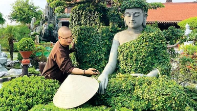 Xuân “nhặt” bình an nơi cửa thiền