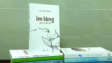 Tập sách "Im lặng như lời chia tay" của Giáo sư Cao Huy Thuần 