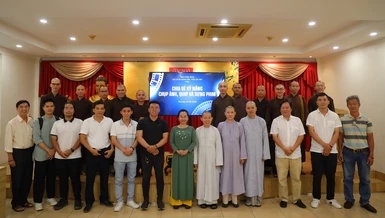 Câu lạc bộ Phóng viên - Cộng tác viên chụp ảnh tại buổi giao lưu