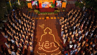 Khóa tu tuổi trẻ "Trở về chốn bình yên" tại chùa Hòa Phúc