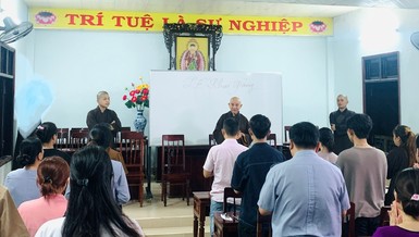 Chùa Hoa Nghiêm (TP.Quảng Ngãi) khai giảng lớp giáo lý Phật pháp