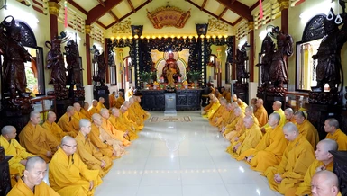 Lễ Bố-tát, thính giới của chư Tăng Q.Bình Thạnh tại chùa Bửu Liên