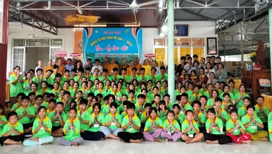 Chùa Long Thạnh tổ chức khóa tu mùa hè "Ươm hạt Bồ đề" lần thứ I
