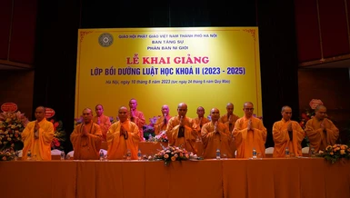 Niệm Phật cầu gia hộ