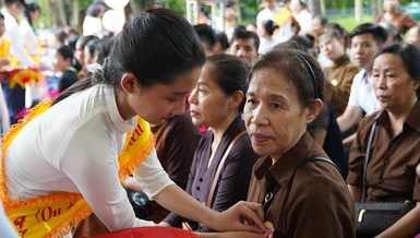 Lễ Vu lan - Báo hiếu tại chùa Vạn Phúc (thôn Đoài, X.Phù Lỗ, H.Sóc Sơn, TP.Hà Nội) 