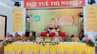 Chư tôn đức chứng minh buổi lễ