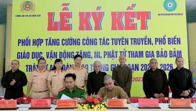 Lễ ký kết phối hợp tuyên truyền, phổ biến, vận động Tăng Ni, Phật tử TX.Bến Cát tham gia bảo đảm trật tự, an toàn giao thông giai đoạn 2023-2026
