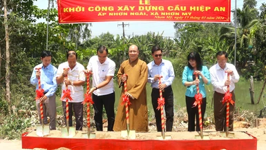 Khởi công xây dựng cầu Hiệp An tại ấp Nhơn Ngãi, xã Nhơn Mỹ, H.Chợ Mới, An Giang
