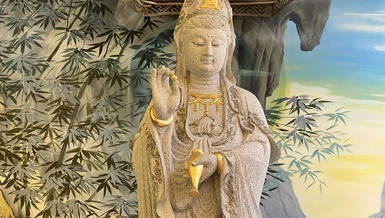 Ấn cát tường xóa vô minh/ Cứu khổ cứu nạn hàm linh nương về