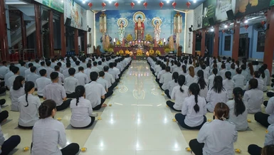 Khóa tu Bát quan trai dành cho các huynh trưởng tại chùa Bà Đa (P.Mỹ An, Q.Ngũ Hành Sơn, TP.Đà Nẵng)