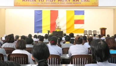Khóa tu "Một ngày an lạc" lần 2 tại chùa Phổ Quang (Q.Tân Bình) với chủ đề "Tu phạm hạnh là pháp trang nghiêm" 