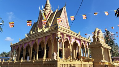 Chánh điện chùa Giồng Tranh tại X.Ngãi Xuyên, H.Trà Cú, Trà Vinh