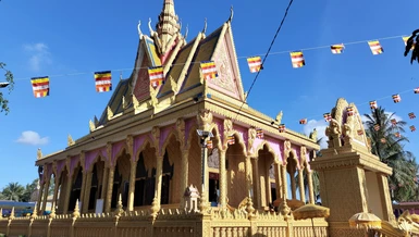 Chánh điện chùa Giồng Tranh tại X.Ngãi Xuyên, H.Trà Cú, Trà Vinh