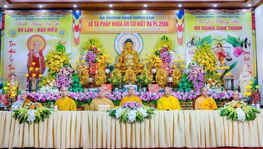 Chư tôn đức chứng minh Lễ tạ pháp tại trường hạ chùa Tường Vân (H.Vĩnh Lộc, Thanh Hóa)