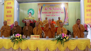 Niệm Phật cầu gia hộ