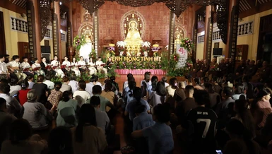 Đêm nhạc "Mênh mông tình mẹ" tại chùa Hải Quang có sự tham dự của hơn 400 Phật tử gần xa
