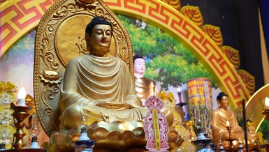 Pháp hội Dược Sư truyền thống lần thứ XIX tại chùa Bằng diễn ra trong 7 ngày, từ 4-10 đến ngày 10-10 (mùng 2 đến mùng 8-9-Giáp Thìn)