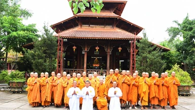 Lưu niệm bên Trưởng lão Hòa thượng Thích Giác Giới