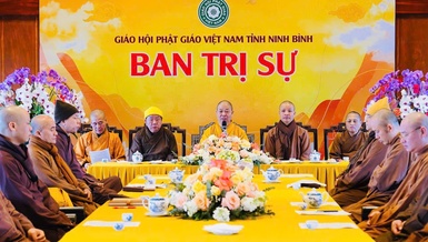 Chư tôn đức chứng minh, chủ trì phiên họp