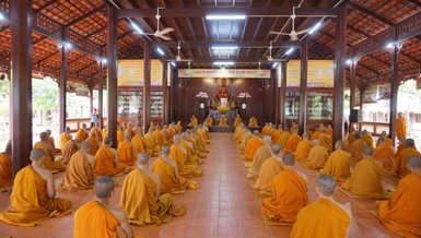 Khóa tu truyền thống Giới - Định - Tuệ lần thứ 37 của hệ phái Khất sĩ được tổ chức tại tổ đình Minh Đăng Quang (Vĩnh Long)