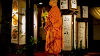 Triển lãm diễn ra từ ngày 14-3 (15-2-Ất Tỵ) đến ngày 12-5 (15-4-Ất Tỵ) tại chùa Huyền Không Sơn Thượng